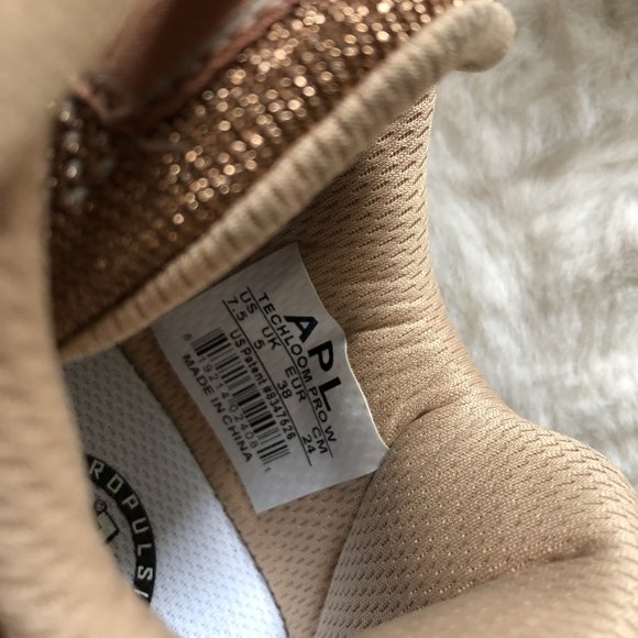APL Techloom Phantom NWOT Sneakers Rose gold 7.5 - Picture 12 of 12